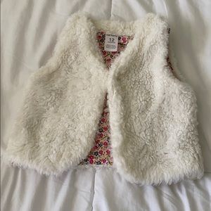 White vest